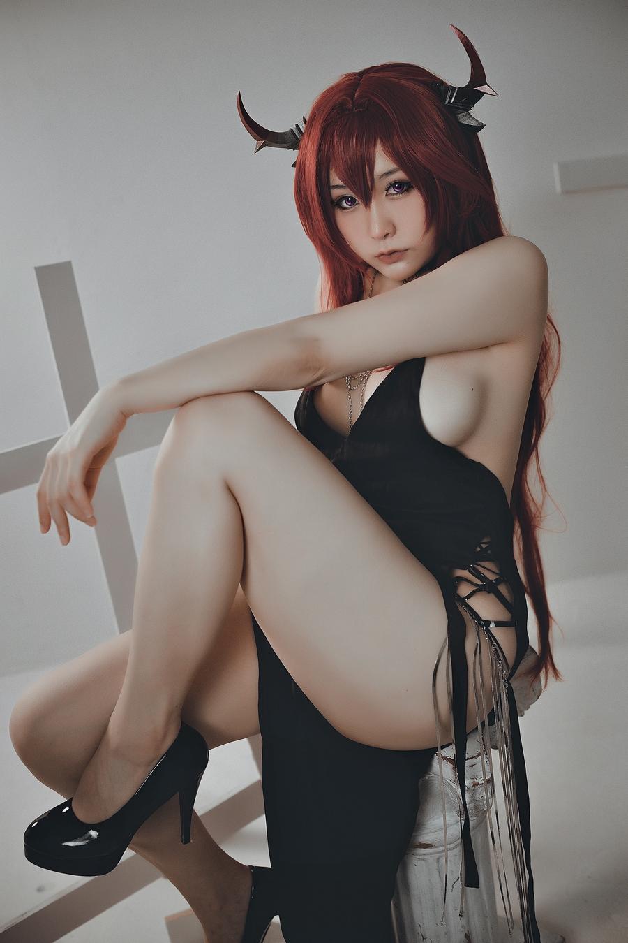 三刀刀miido-No.034 – 明日方舟 史尔特尔-在线看 第1张 三刀刀miido-No.034 – 明日方舟 史尔特尔-在线看 第1张