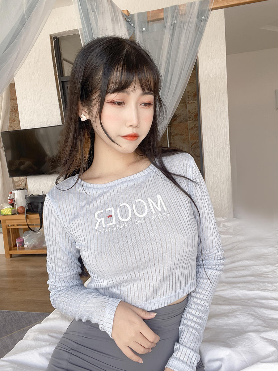 不呆猫-No.032-吉他姐姐-在线看 第1张 不呆猫-No.032-吉他姐姐-在线看 第1张