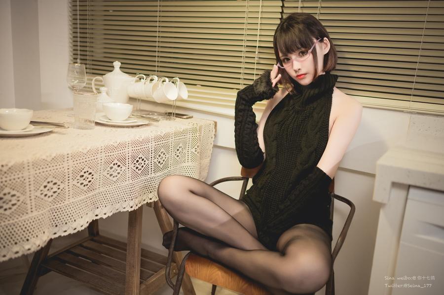 你十七鸽-No.002 – 宿醉毛衣-在线看 第1张 你十七鸽-No.002 – 宿醉毛衣-在线看 第1张