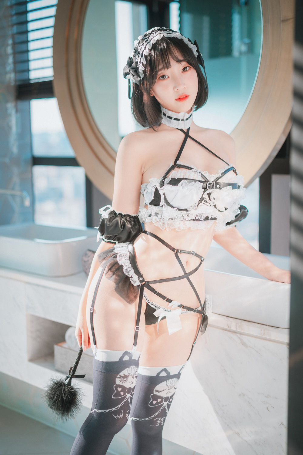 姜仁卿Ebichu(강인경)-No.047-[DJAWA] Maid in Lace Limitation-在线看 第2张