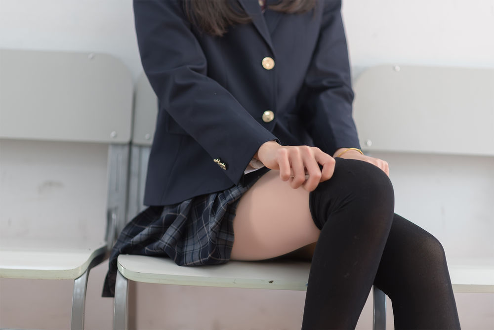 木棉棉OwO-No.018-JK黑丝-在线看 第2张 木棉棉OwO-No.018-JK黑丝-在线看 第2张