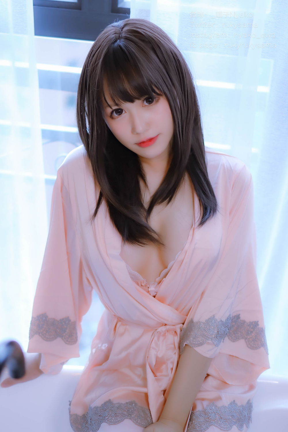 Nyako喵子-丝绸睡衣-在线看 第1张 Nyako喵子-丝绸睡衣-在线看 第1张