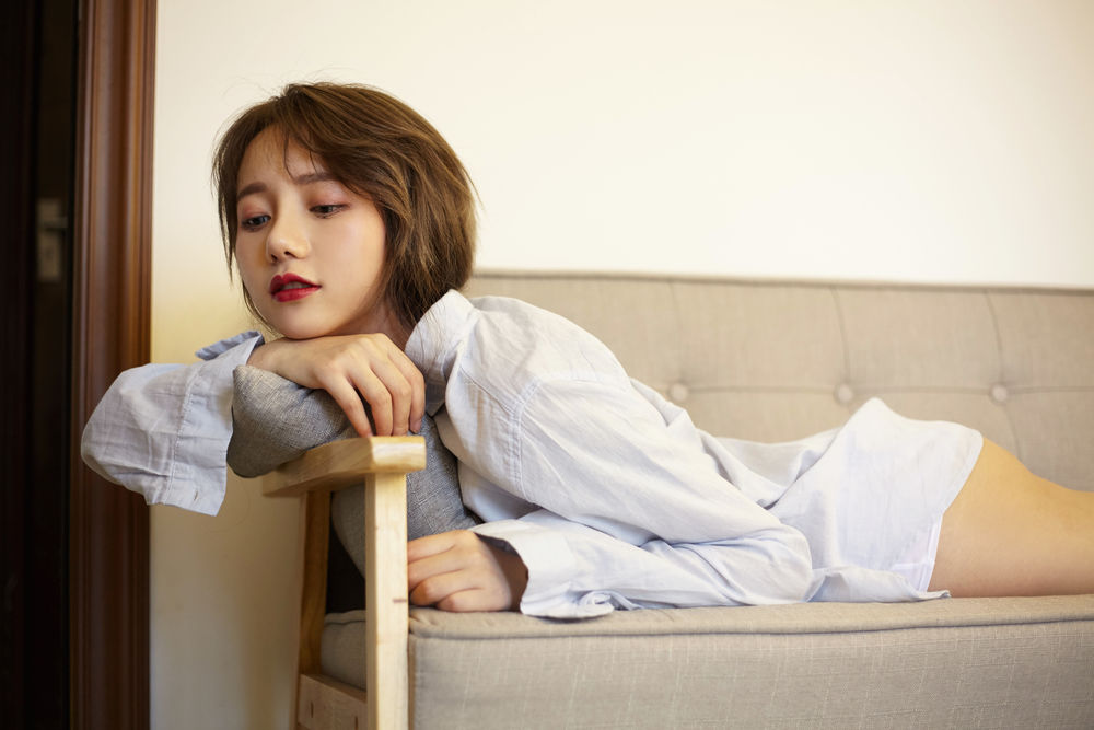 洛丽塔大哥-No.005-灰衬衫-在线看 第1张 洛丽塔大哥-No.005-灰衬衫-在线看 第1张