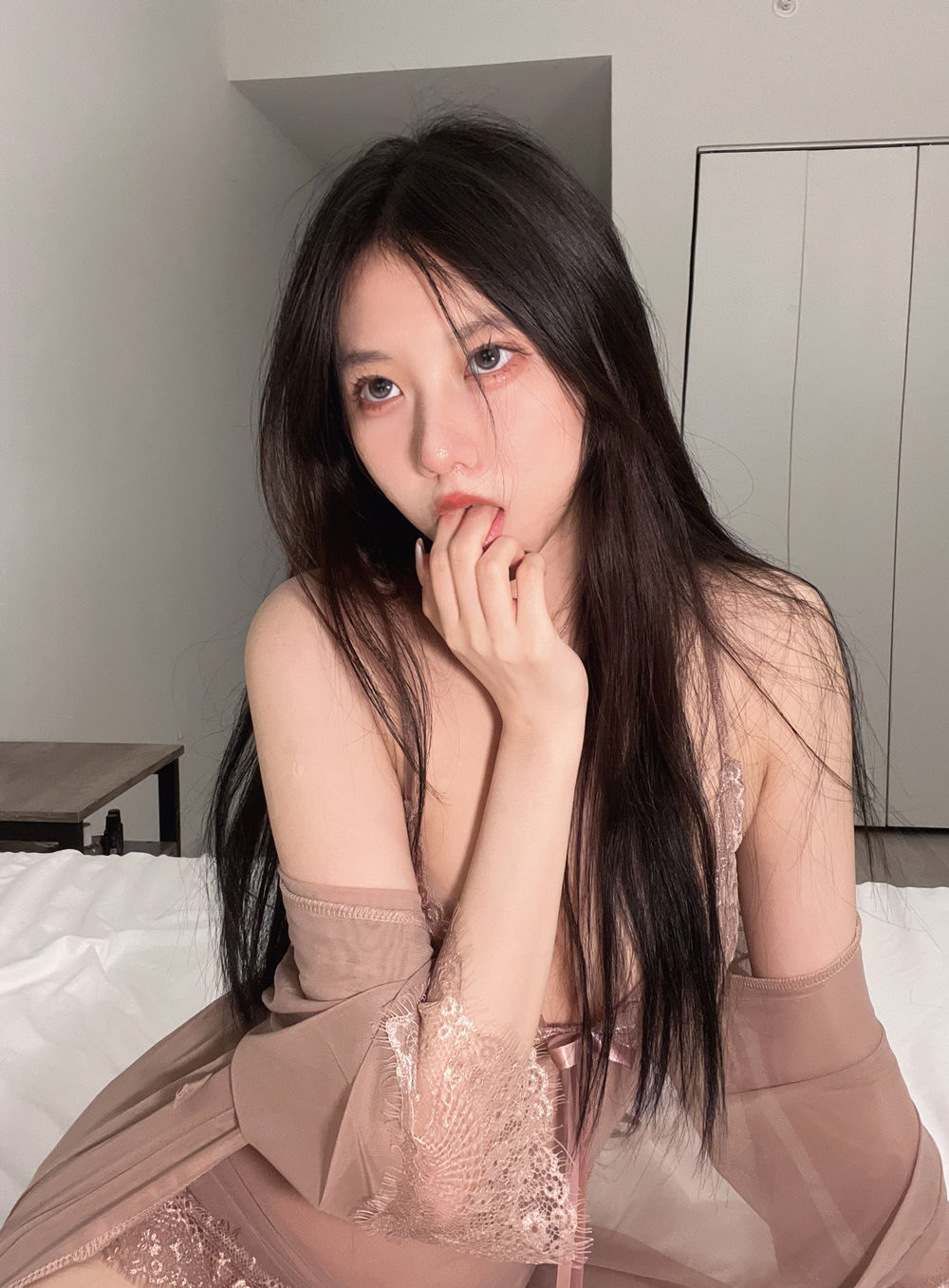 果咩酱w-No.035-入夜-在线看 第3张 果咩酱w-No.035-入夜-在线看 第3张