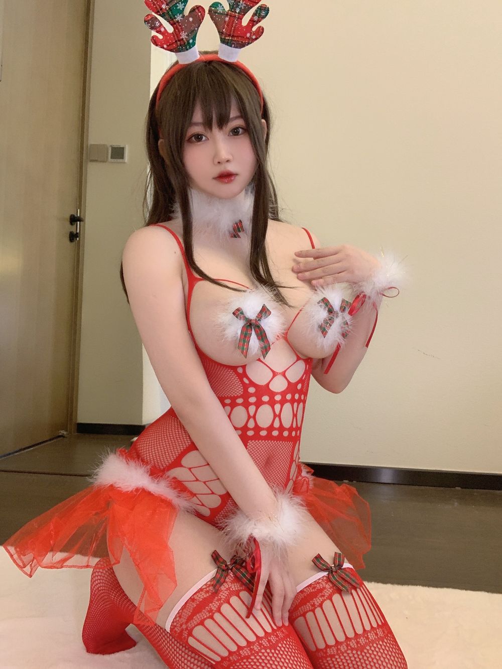 是依酱呀-No.045-2021圣诞特辑-驯鹿-在线看 第2张 是依酱呀-No.045-2021圣诞特辑-驯鹿-在线看 第2张