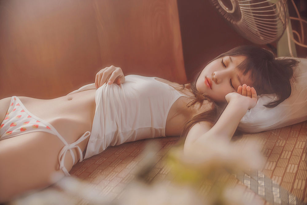 桜桃喵-No.077-小背心换水手服-在线看 第2张 桜桃喵-No.077-小背心换水手服-在线看 第2张