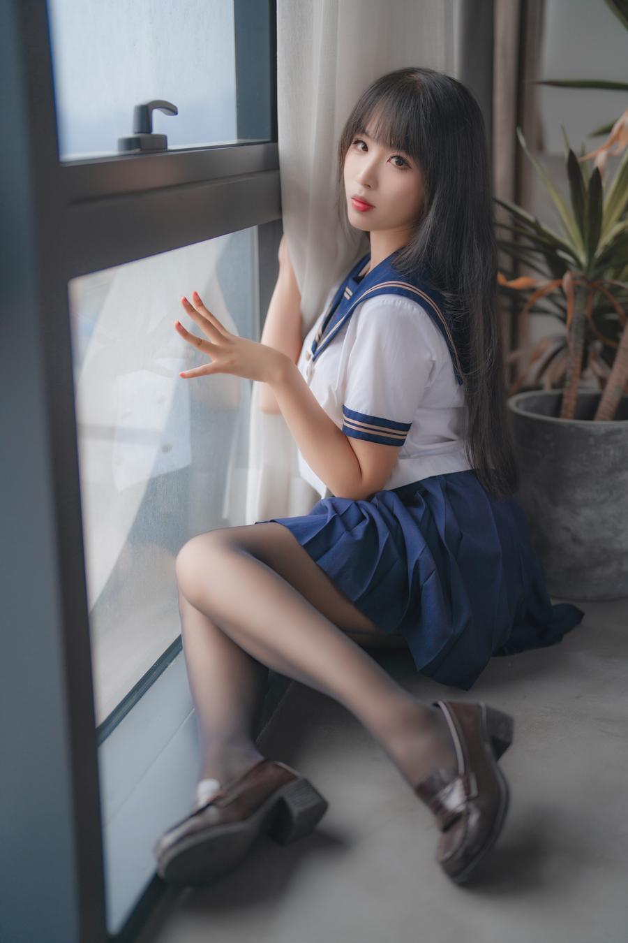 轩萧学姐-No.044–2023年05月舰长 黑丝JK-在线看 第1张 轩萧学姐-No.044–2023年05月舰长 黑丝JK-在线看 第1张