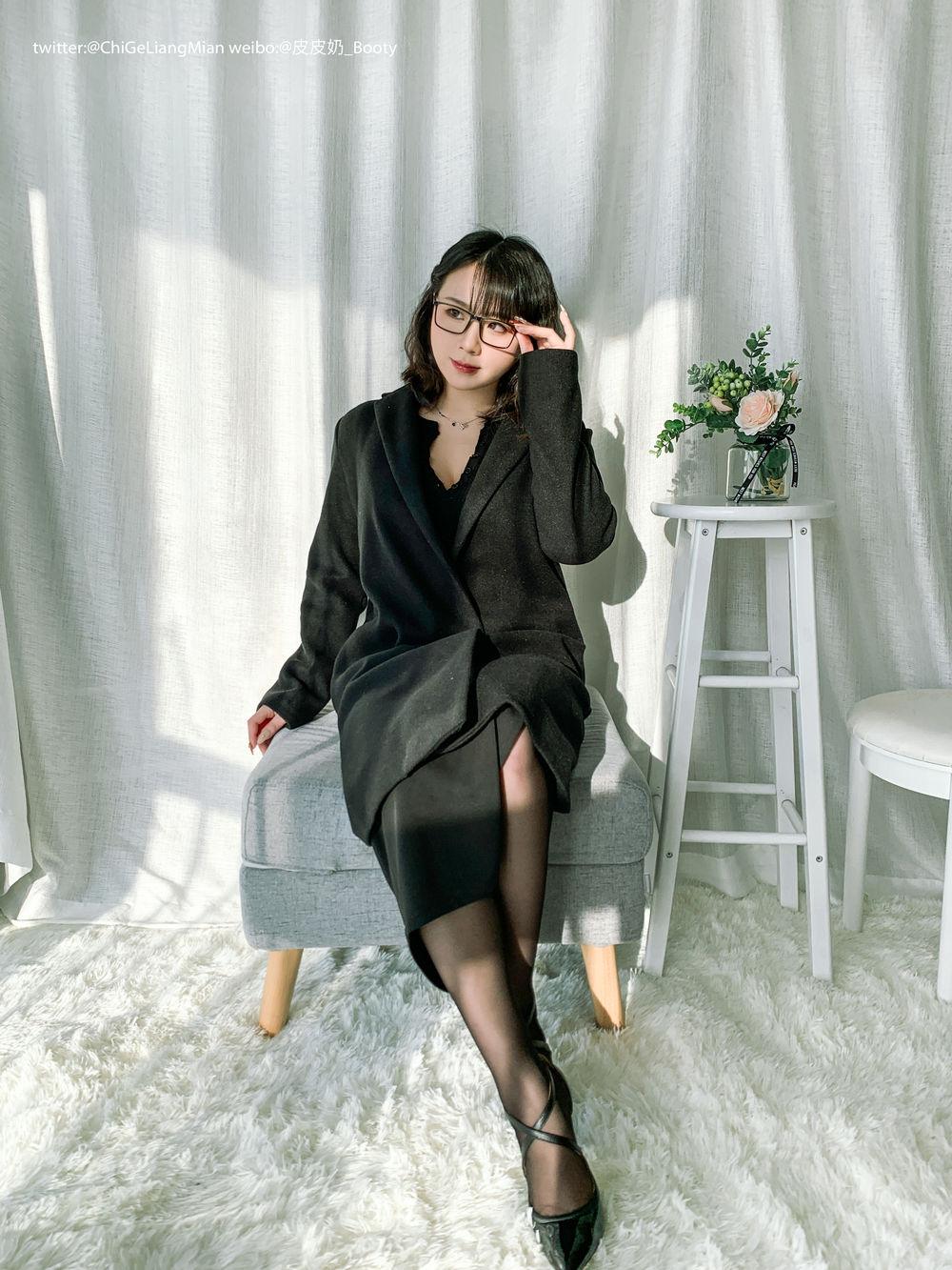 皮皮奶可可爱了啦(超皮皮皮奶)-No.005-黑色高岭ol自拍-在线看 第2张 皮皮奶可可爱了啦(超皮皮皮奶)-No.005-黑色高岭ol自拍-在线看 第2张