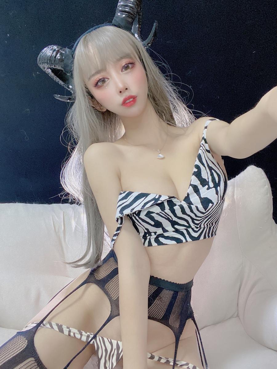 过期米线线喵-No.105-魅魔-在线看 第1张 过期米线线喵-No.105-魅魔-在线看 第1张