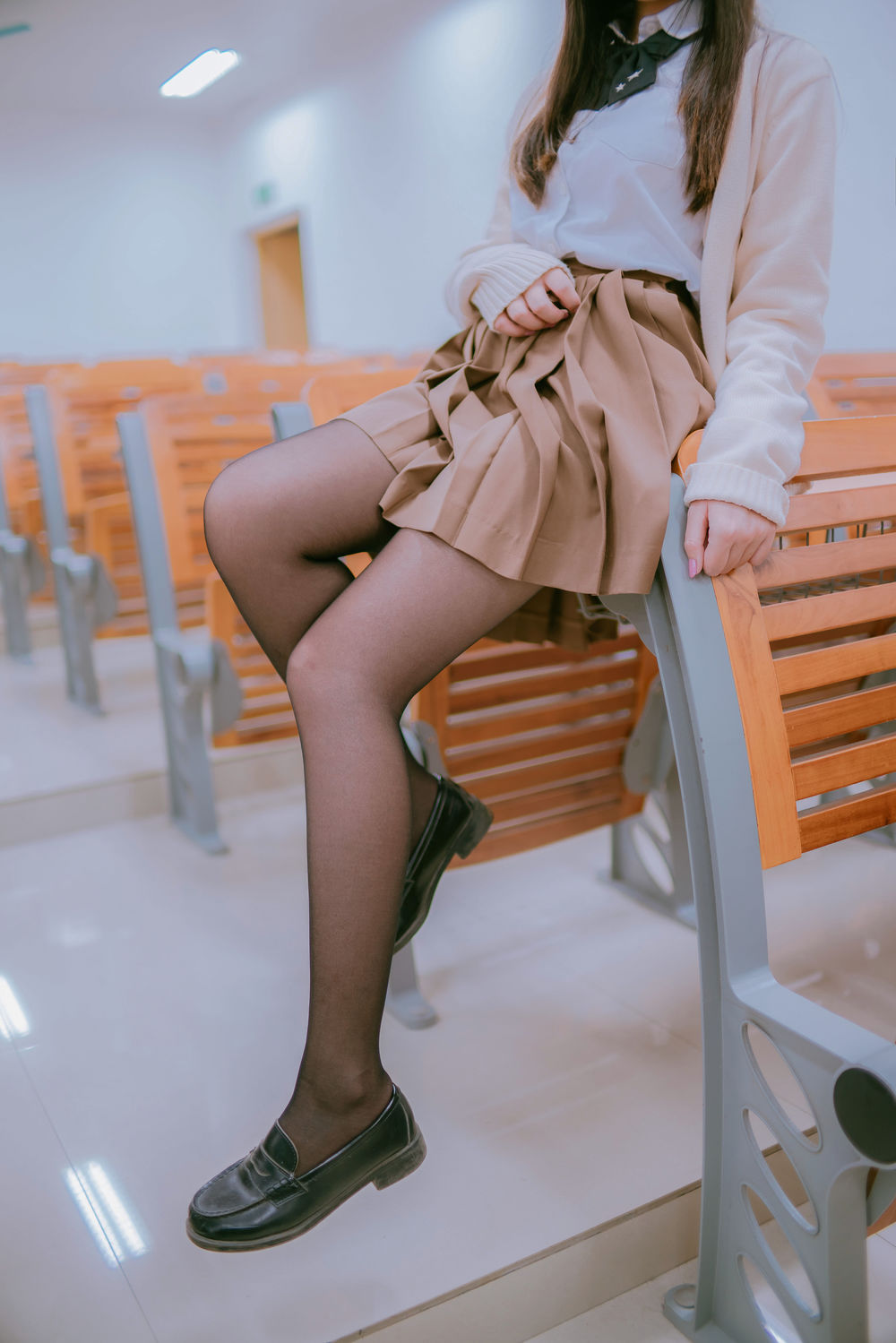 二佐Nisa-jk1-在线看 第3张 二佐Nisa-jk1-在线看 第3张