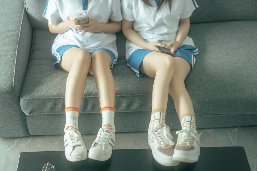 蠢沫沫-No.205-同桌的你 (&桃良阿宅)-在线看 第3张 蠢沫沫-No.205-同桌的你 (&桃良阿宅)-在线看 第3张