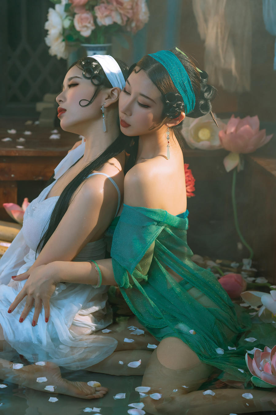 云溪溪-No.086 – 白娘子+青蛇 (&轩萧学姐)-在线看 第3张 云溪溪-No.086 – 白娘子+青蛇 (&轩萧学姐)-在线看 第3张