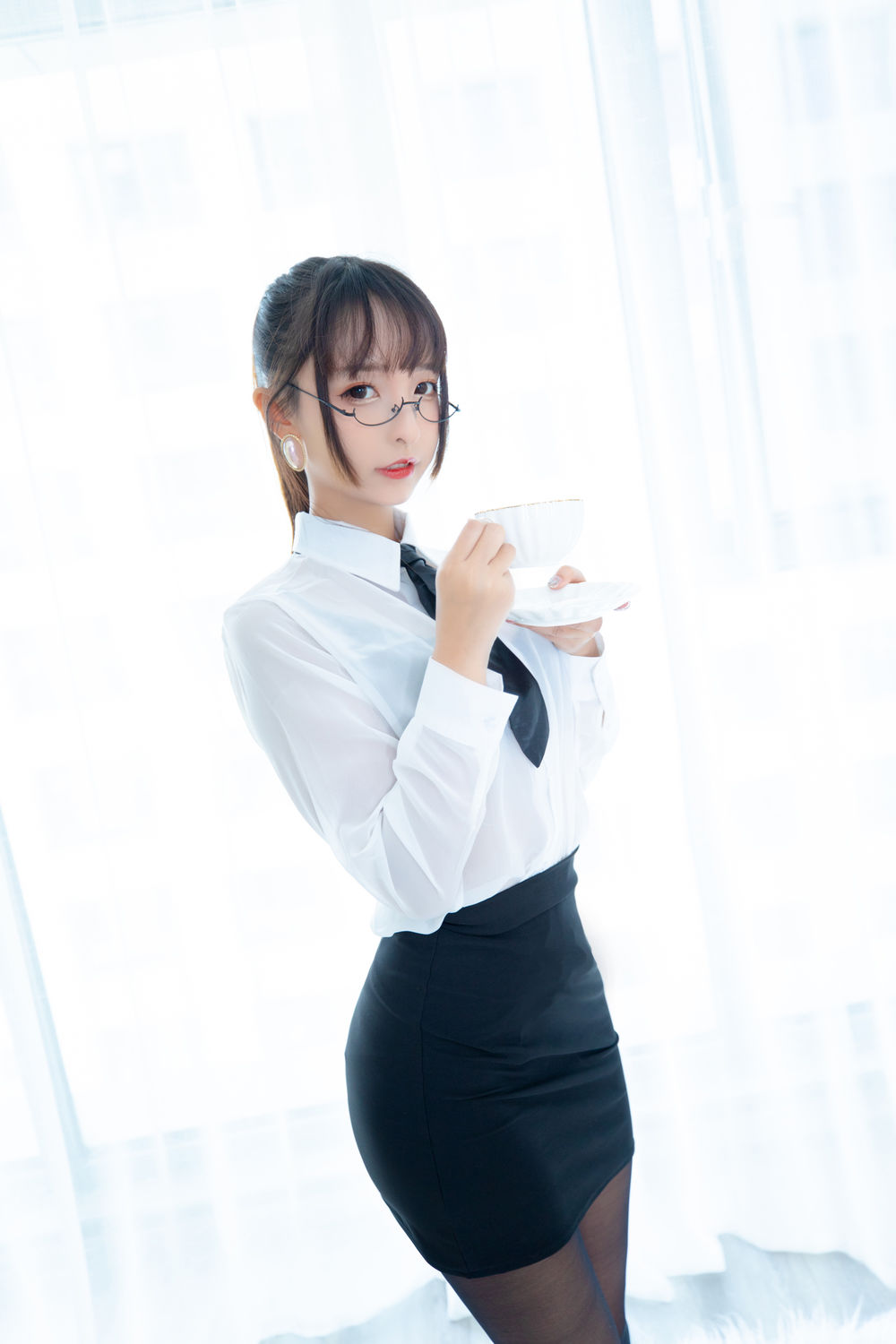 神楽坂真冬-No.048-ホワイトオフィス-在线看 第3张 神楽坂真冬-No.048-ホワイトオフィス-在线看 第3张