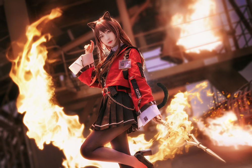 弥音音-No.002-明日方舟 天火-在线看 第2张 弥音音-No.002-明日方舟 天火-在线看 第2张