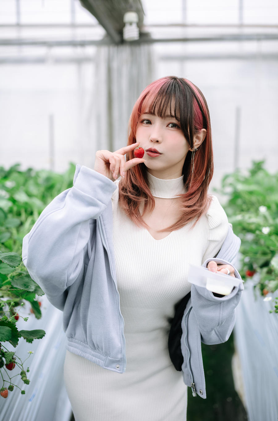 ElyEE子-No.108 – Strawberry Picking Date-在线看 第2张 ElyEE子-No.108 – Strawberry Picking Date-在线看 第2张