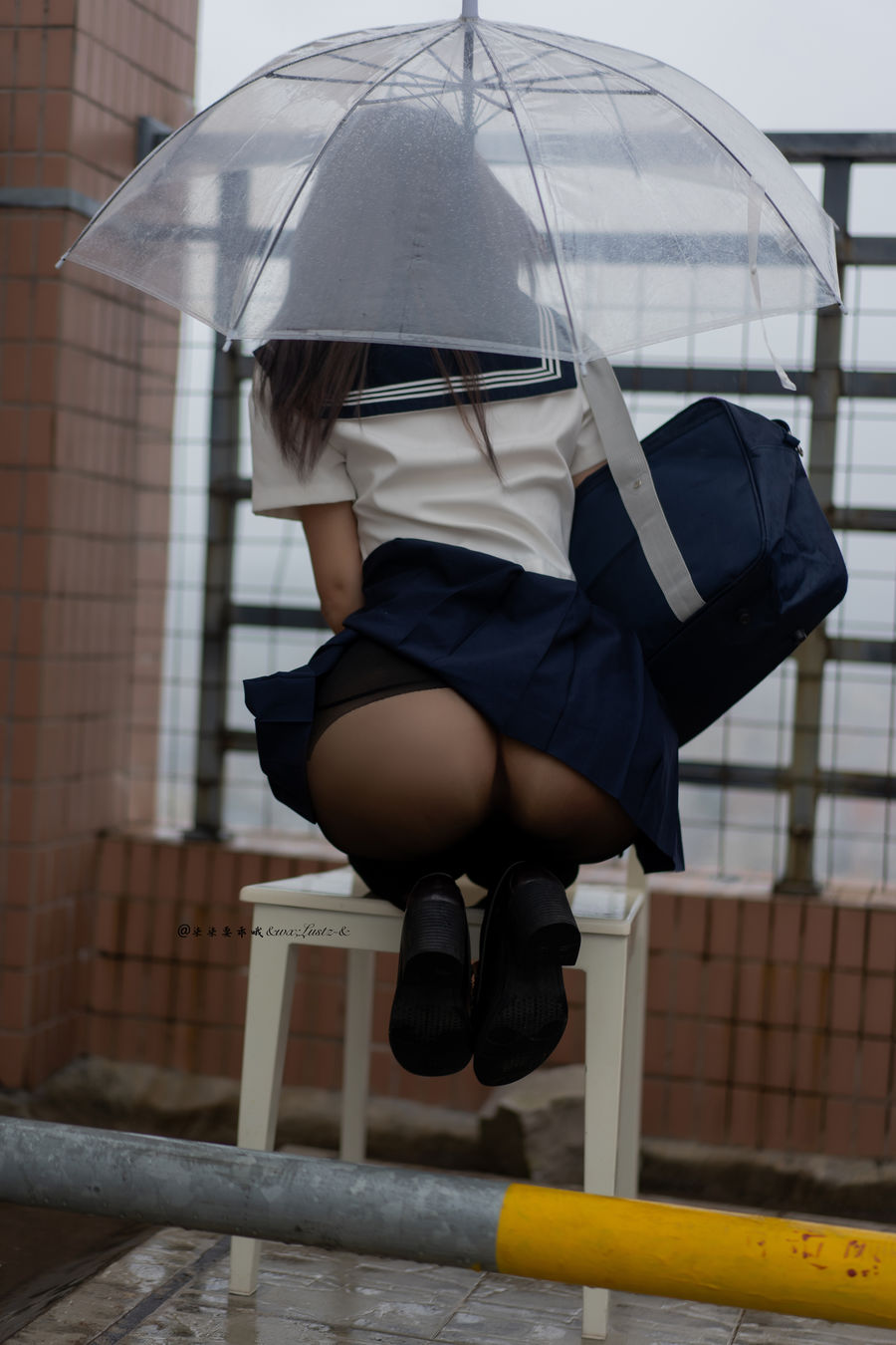 柒柒要乖哦-No.005-天台学姐-在线看 第1张 柒柒要乖哦-No.005-天台学姐-在线看 第1张