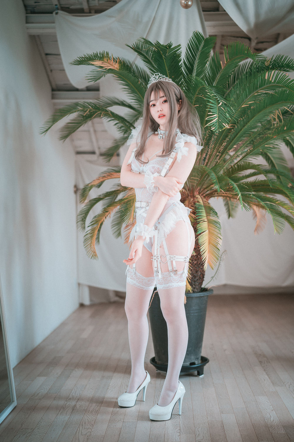 Bambi(밤비)-No.015-Reine de Blanc (B-side)-在线看 第3张 Bambi(밤비)-No.015-Reine de Blanc (B-side)-在线看 第3张