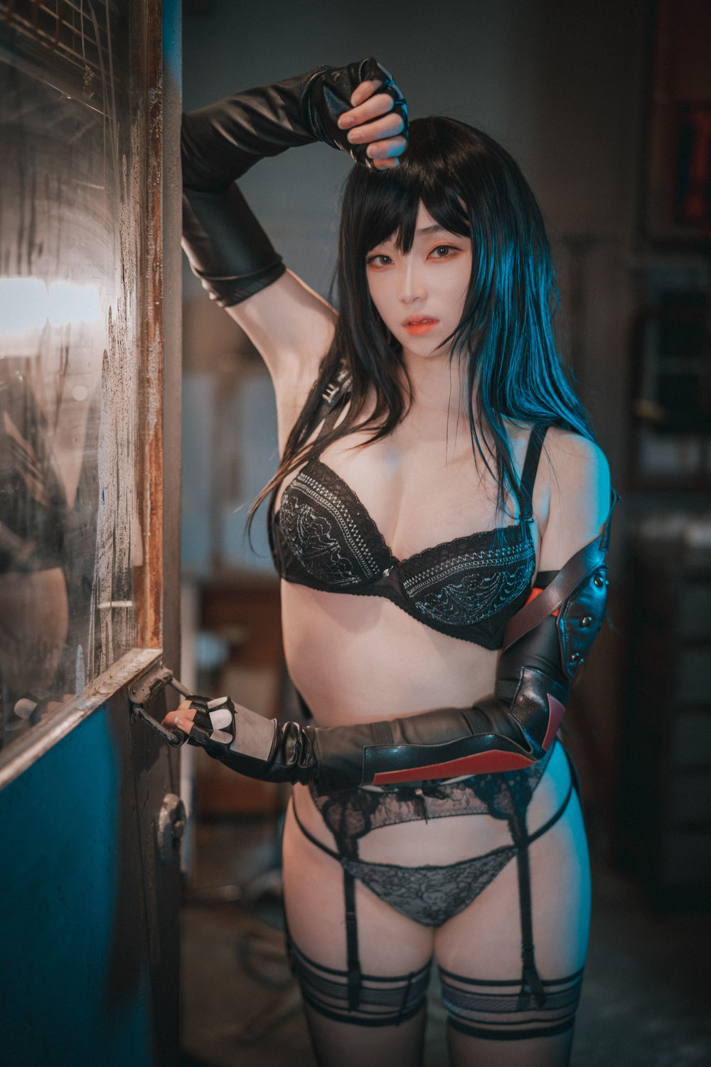 Bambi(밤비)-VersionC-在线看 第3张 Bambi(밤비)-VersionC-在线看 第3张