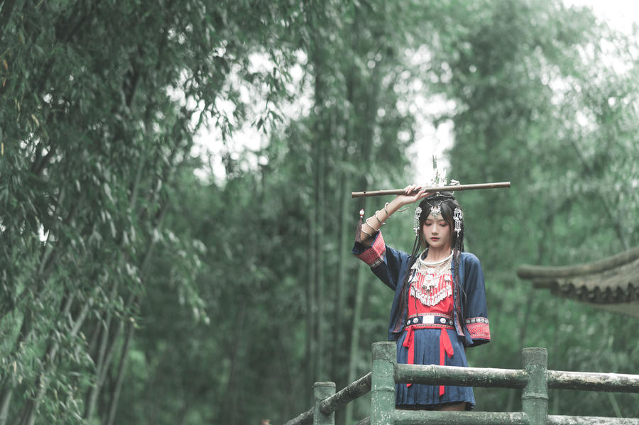 兔子Zzz不吃胡萝卜-No.080-苗疆一梦-在线看 第1张 兔子Zzz不吃胡萝卜-No.080-苗疆一梦-在线看 第1张