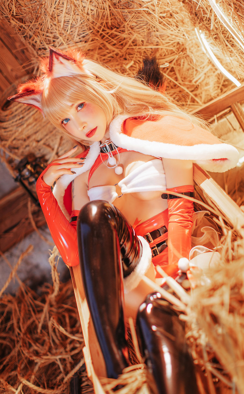 一千只猫薄禾-No.003-圣诞狼女-在线看 第2张 一千只猫薄禾-No.003-圣诞狼女-在线看 第2张