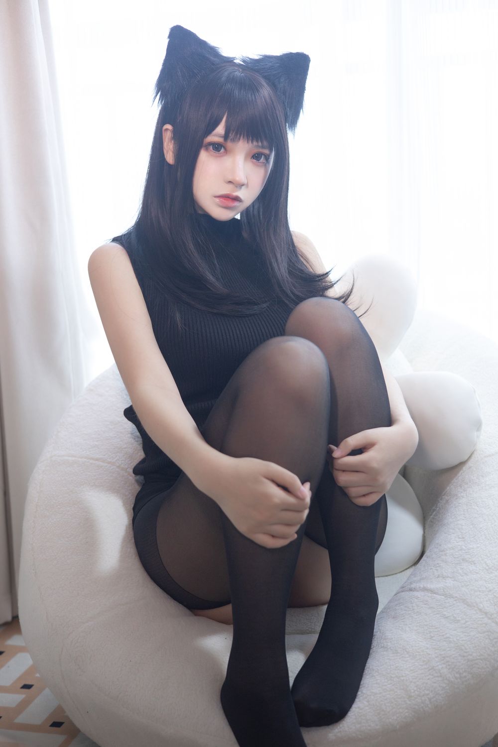 疯猫ss-No.077-2022新春生日本01 黑毛衣少女-在线看 第1张 疯猫ss-No.077-2022新春生日本01 黑毛衣少女-在线看 第1张