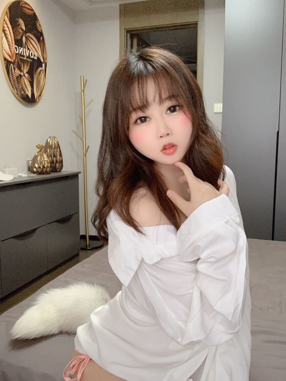 是依酱呀-No.018-尾巴-在线看 第1张 是依酱呀-No.018-尾巴-在线看 第1张