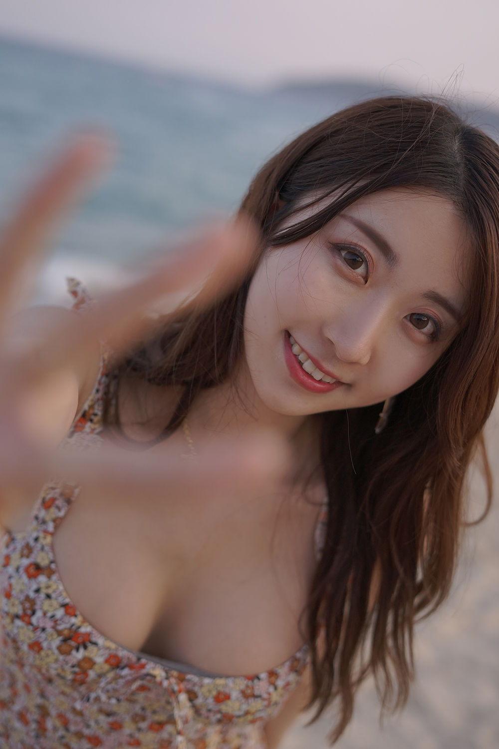 黑川-碎花连衣裙-在线看 第2张 黑川-碎花连衣裙-在线看 第2张