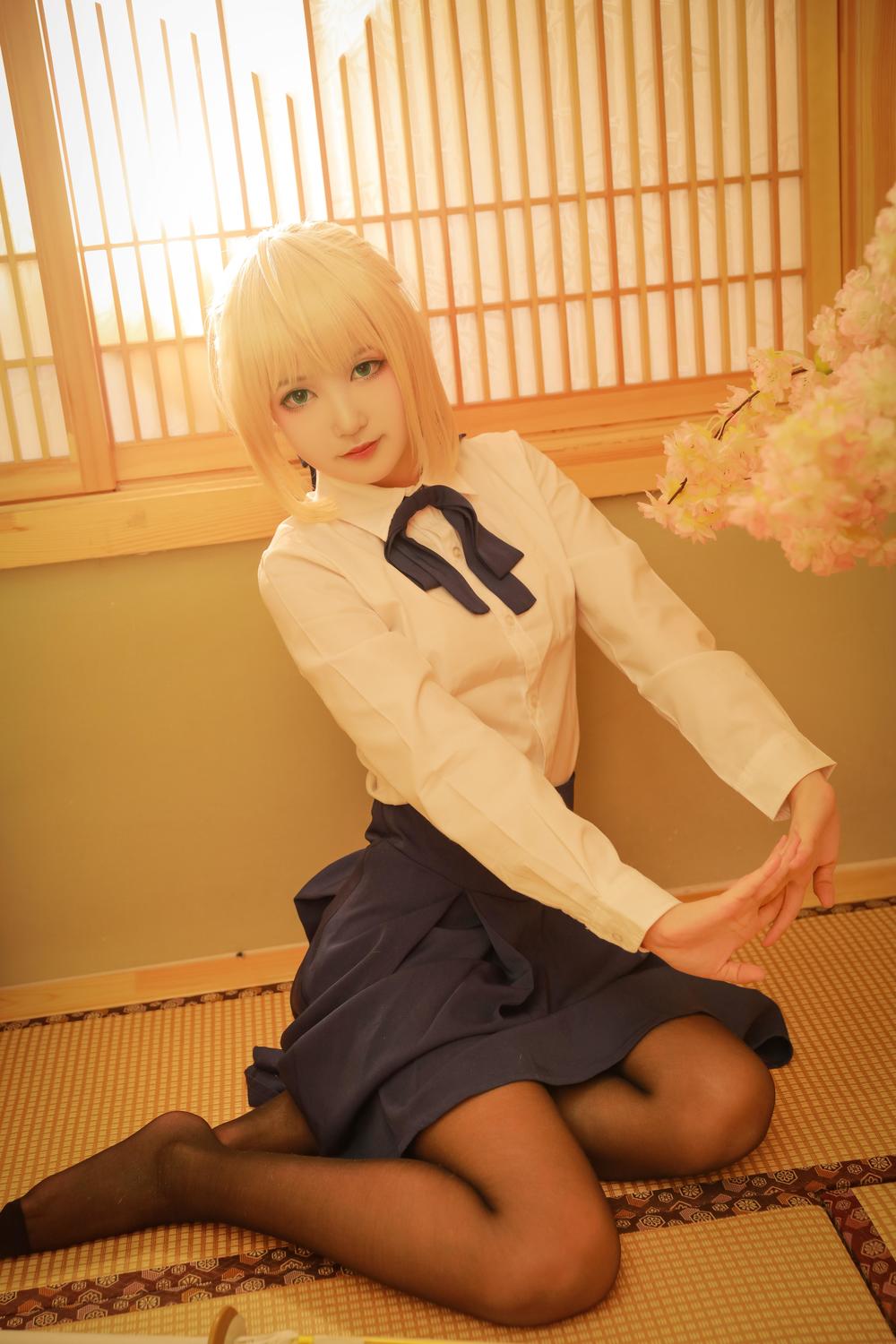 这个泡泡就是逊啦-No.002-saber常服-在线看 第1张 这个泡泡就是逊啦-No.002-saber常服-在线看 第1张