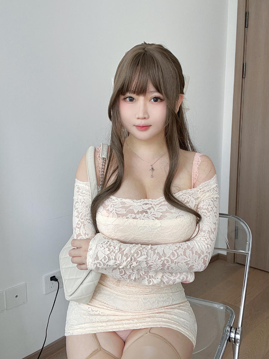 是依酱呀-No.073–学姐约会日-在线看 第3张 是依酱呀-No.073–学姐约会日-在线看 第3张