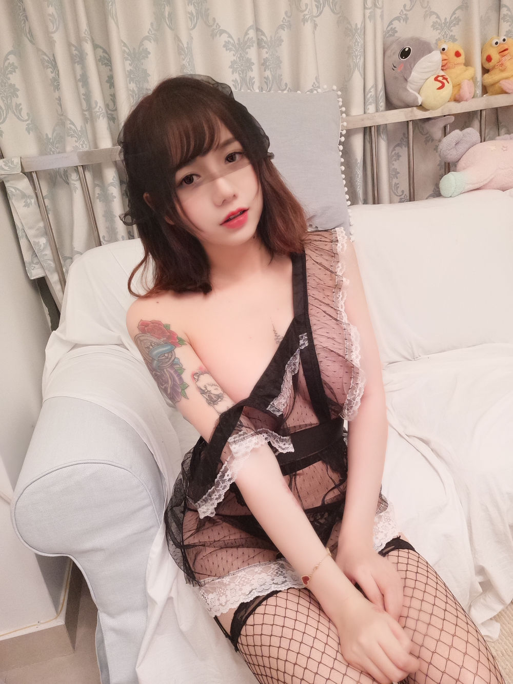 洛丽塔大哥-No.016-渔网袜-在线看 第1张 洛丽塔大哥-No.016-渔网袜-在线看 第1张