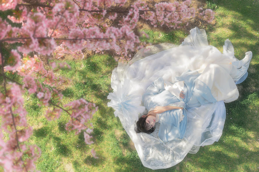 兔子Zzz不吃胡萝卜-No.035-花满衣-在线看 第2张 兔子Zzz不吃胡萝卜-No.035-花满衣-在线看 第2张