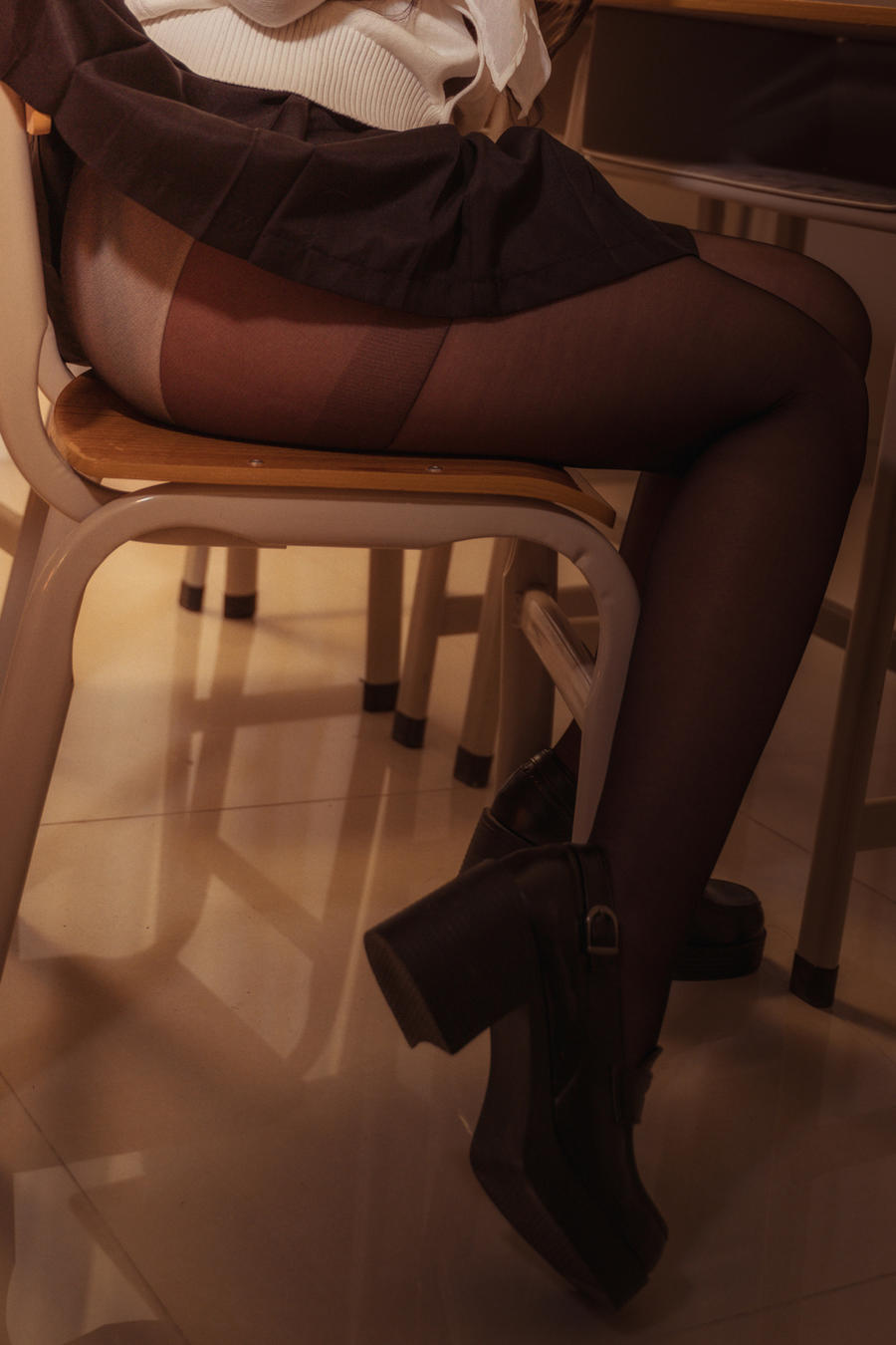 贞子蜜桃-No.011-碧蓝航线 爱宕高雄制服-在线看 第2张 贞子蜜桃-No.011-碧蓝航线 爱宕高雄制服-在线看 第2张