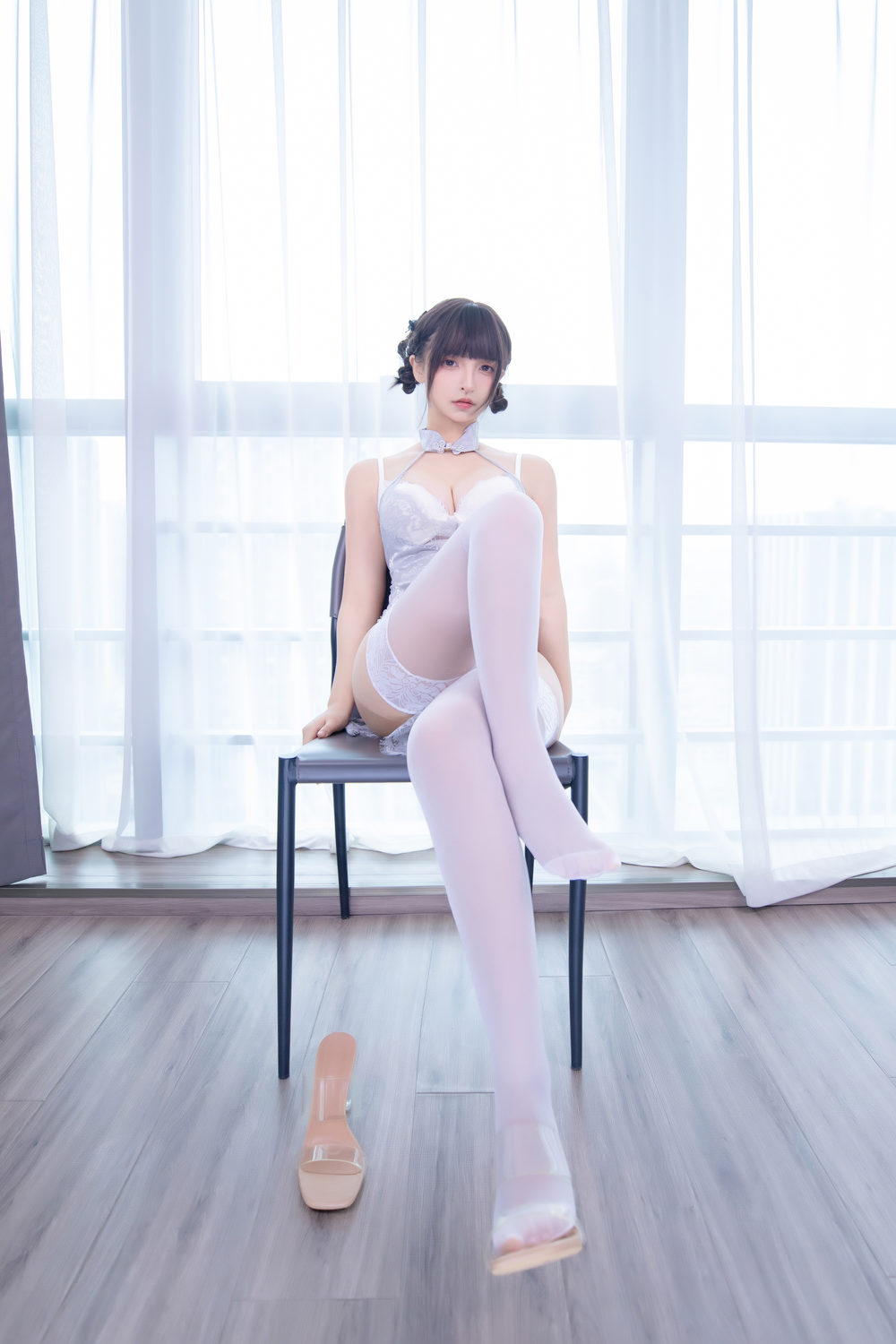 神楽坂真冬-No.129-雪糕小姐-在线看 第1张 神楽坂真冬-No.129-雪糕小姐-在线看 第1张