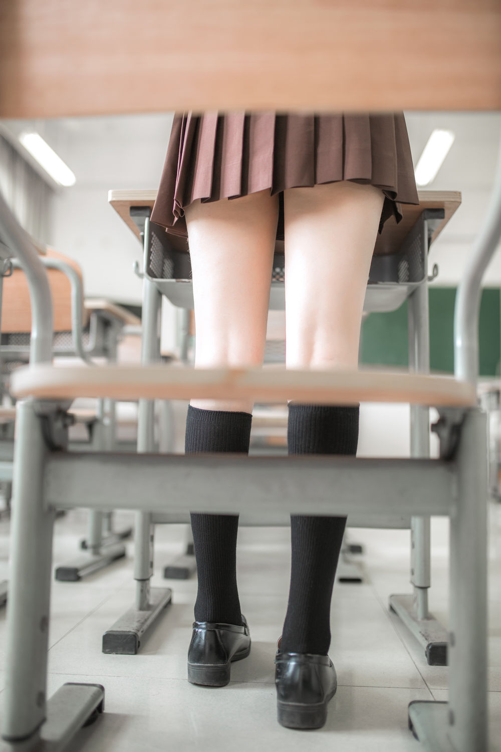 疯猫ss-No.025-棕裙-在线看 第2张 疯猫ss-No.025-棕裙-在线看 第2张