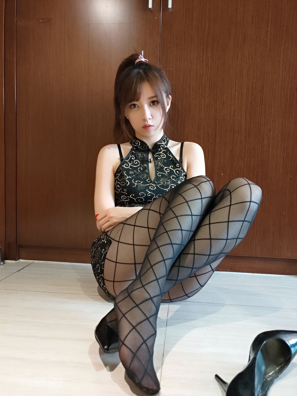 小女巫露娜-No.019-金丝旗袍网袜-在线看 第2张 小女巫露娜-No.019-金丝旗袍网袜-在线看 第2张