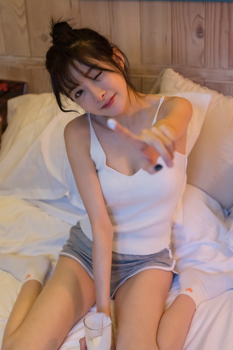 王羽杉Barbieshy-No.008-吊带背心-在线看 第3张 王羽杉Barbieshy-No.008-吊带背心-在线看 第3张