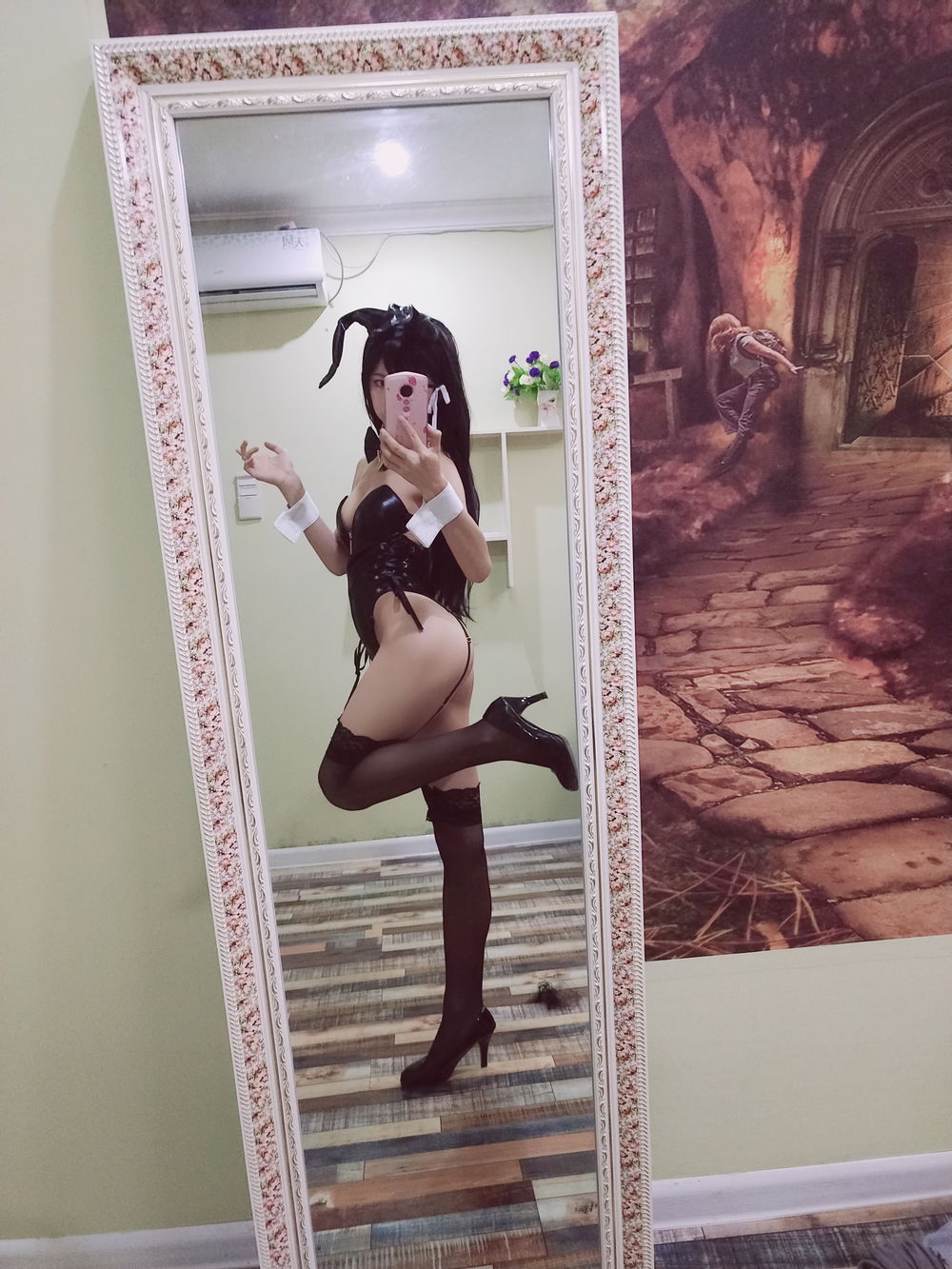 水淼aqua-No.002-爱宕 兔女郎 自拍-在线看 第1张 水淼aqua-No.002-爱宕 兔女郎 自拍-在线看 第1张