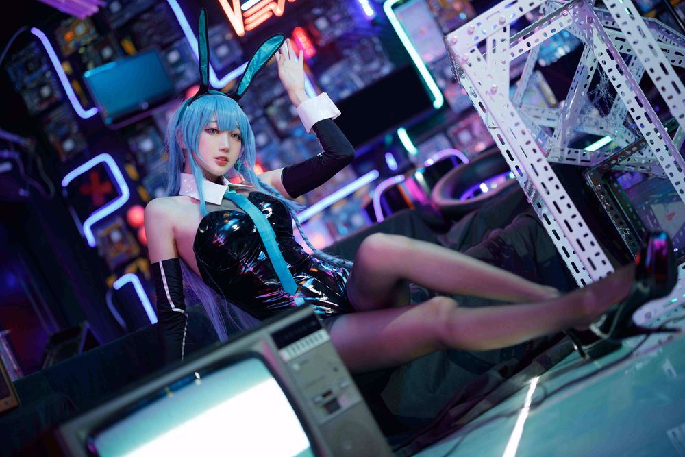 周叽是可爱兔兔-No.039-树城兔女郎-在线看 第2张 周叽是可爱兔兔-No.039-树城兔女郎-在线看 第2张