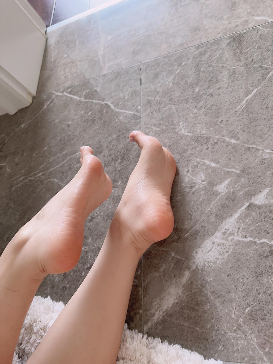 陈妮妮UNI-No.041–美足艺术-在线看 第2张 陈妮妮UNI-No.041–美足艺术-在线看 第2张