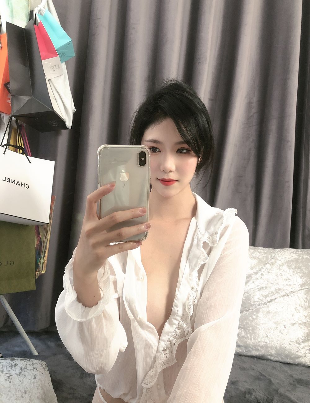 抖娘-利世-No.063-透視雪紡+碎花內衣+定制三合集-在线看 第1张 抖娘-利世-No.063-透視雪紡+碎花內衣+定制三合集-在线看 第1张