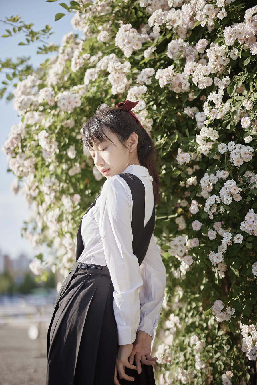 Shika小鹿鹿-No.085-蔷薇JK-在线看 第1张 Shika小鹿鹿-No.085-蔷薇JK-在线看 第1张