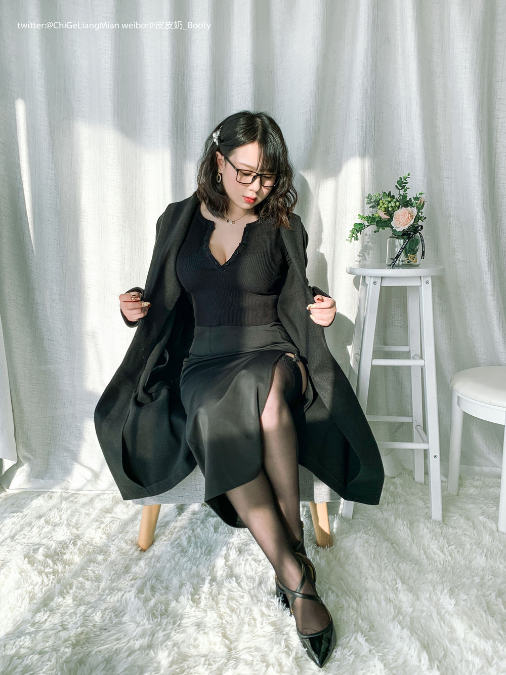 皮皮奶可可爱了啦(超皮皮皮奶)-No.005-黑色高岭ol自拍-在线看 第3张 皮皮奶可可爱了啦(超皮皮皮奶)-No.005-黑色高岭ol自拍-在线看 第3张