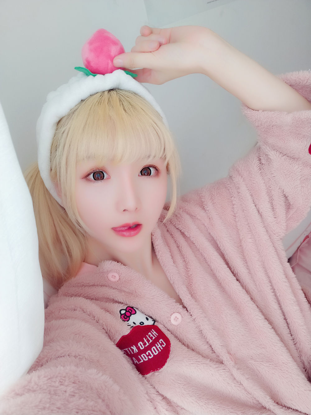 星之迟迟-桃味KITTY-在线看 第1张 星之迟迟-桃味KITTY-在线看 第1张