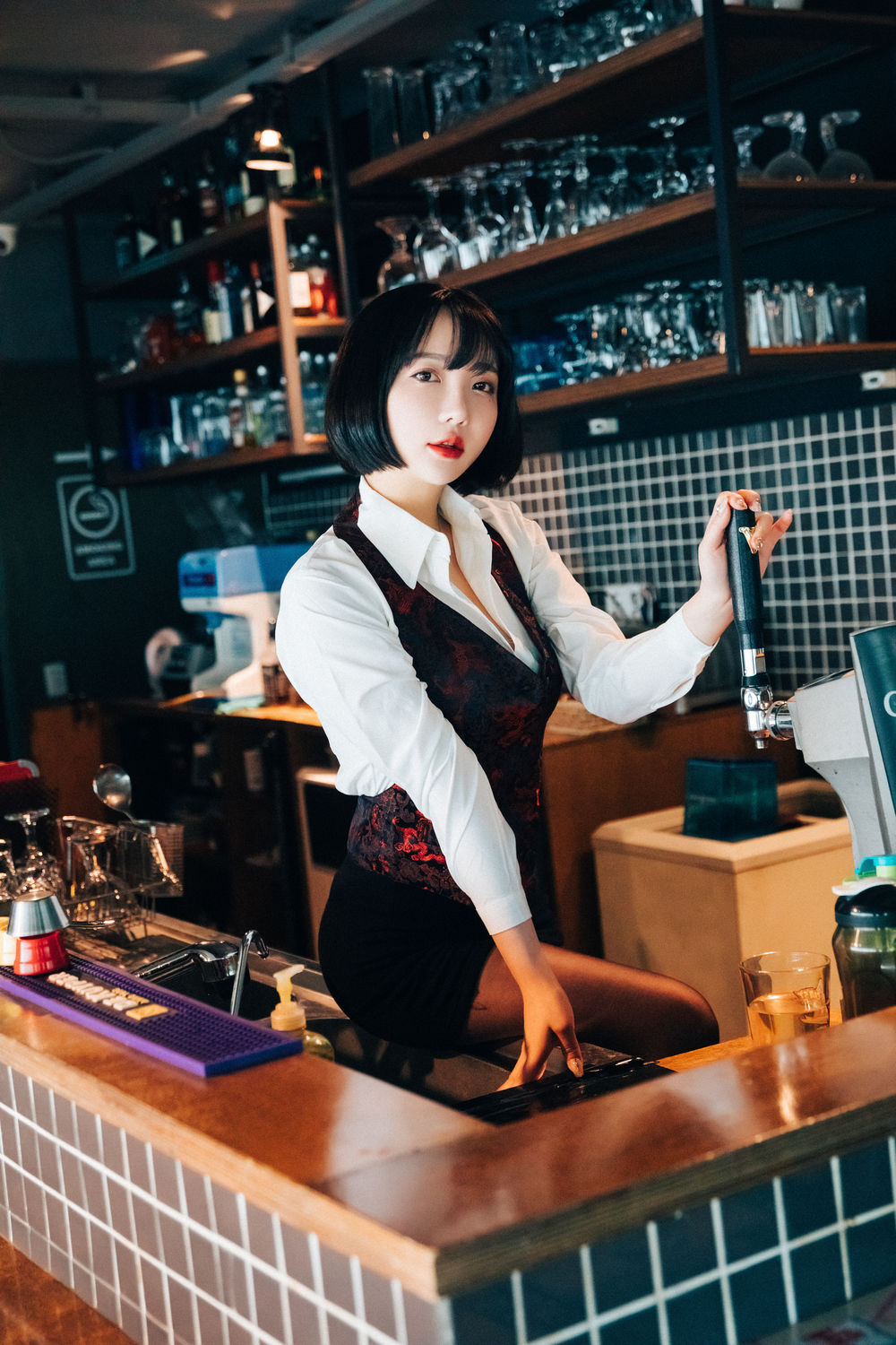 孫樂樂Jang Ye Eun(손예은)-No.061-[Loozy] Tainted love bar(Normal)-在线看 第2张