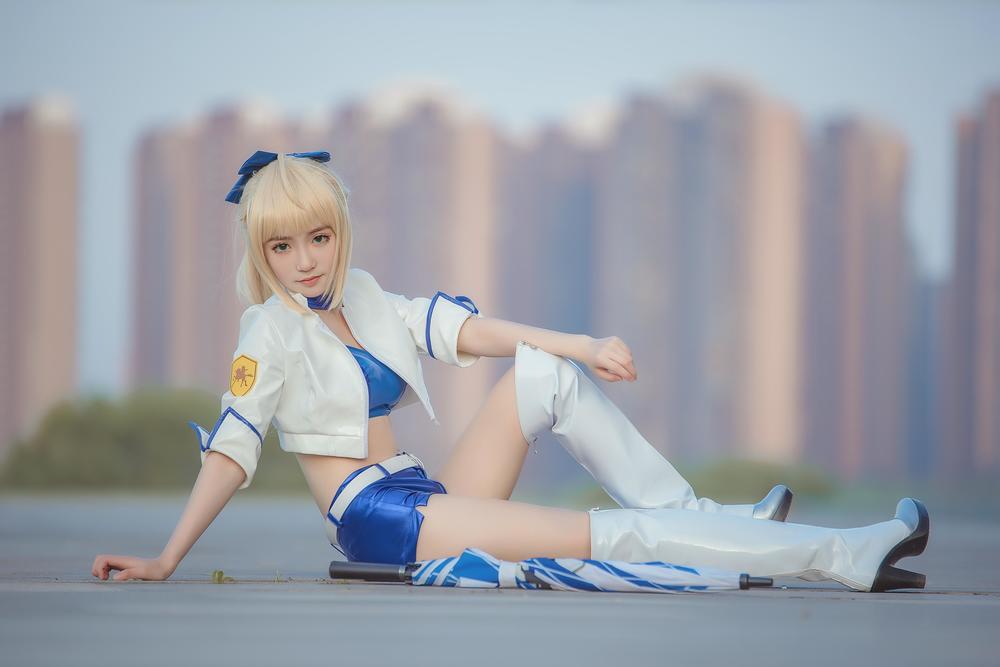 这个泡泡就是逊啦-No.004-阿尔托莉雅 赛车服-在线看 第3张 这个泡泡就是逊啦-No.004-阿尔托莉雅 赛车服-在线看 第3张