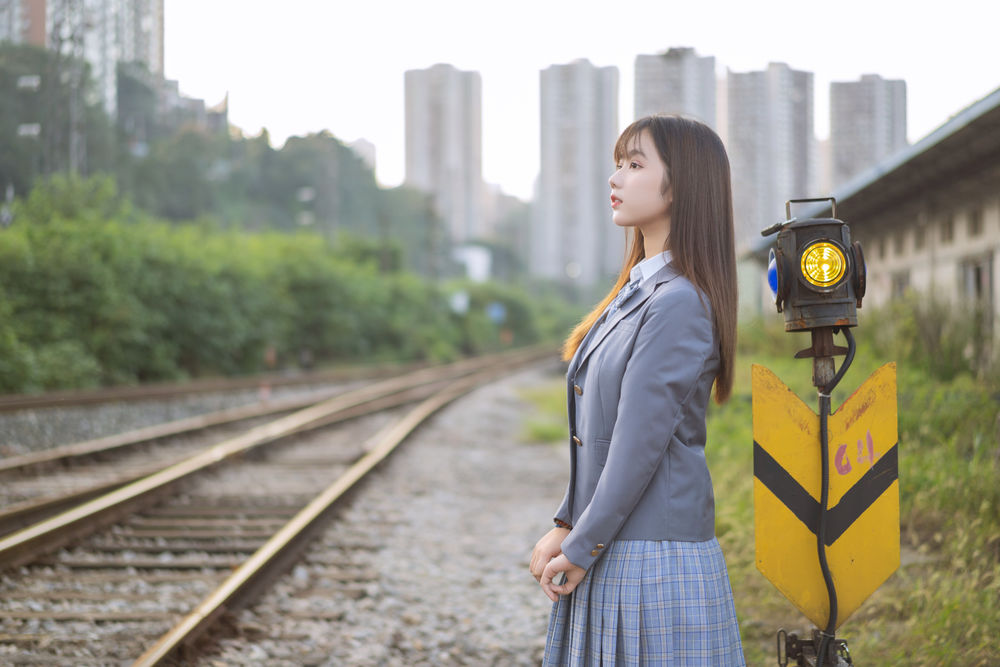 镜酱-制服-在线看 第1张 镜酱-制服-在线看 第1张