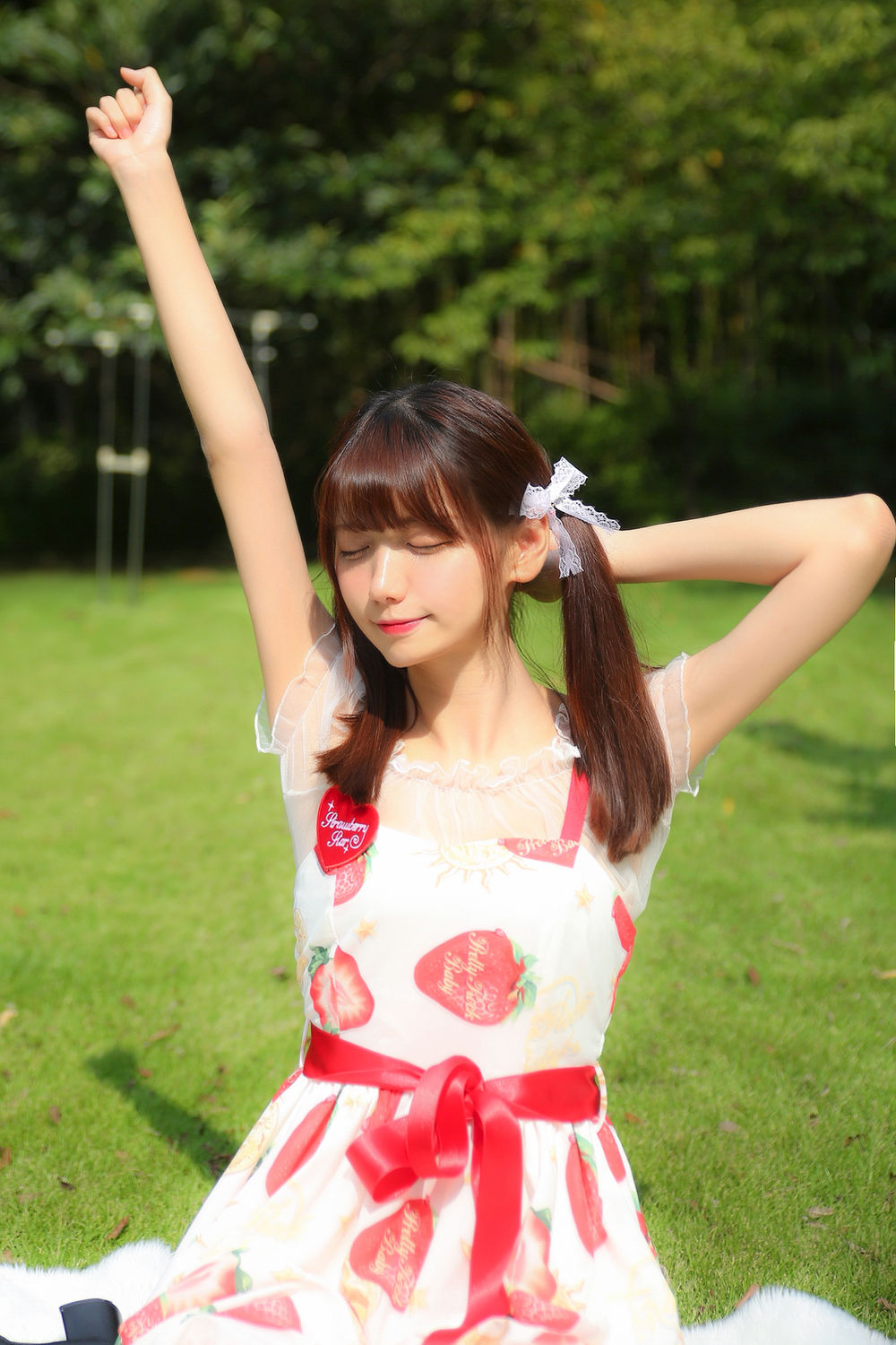 陆卿卿-No.005-小草莓-在线看 第1张 陆卿卿-No.005-小草莓-在线看 第1张