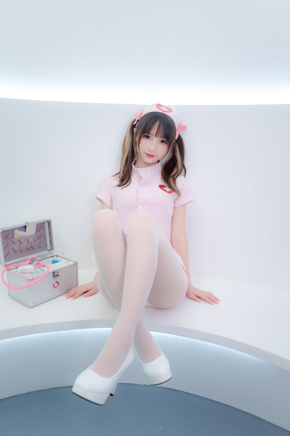 神楽坂真冬-No.076-白丝护士《心身バランス》-在线看 第2张 神楽坂真冬-No.076-白丝护士《心身バランス》-在线看 第2张