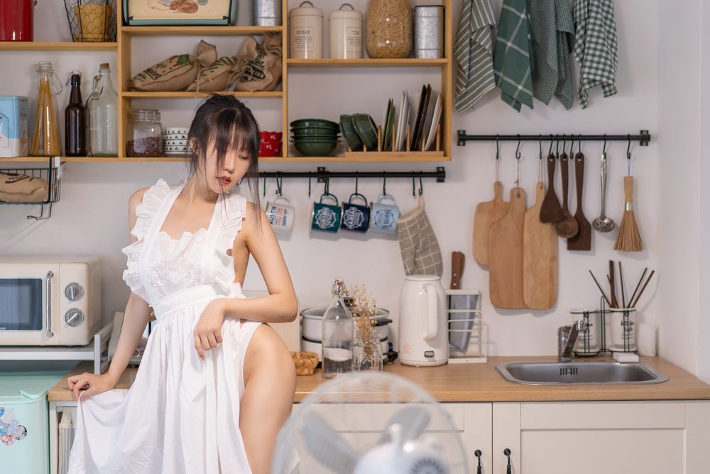 香草喵露露-No.014-厨娘-在线看 第2张 香草喵露露-No.014-厨娘-在线看 第2张