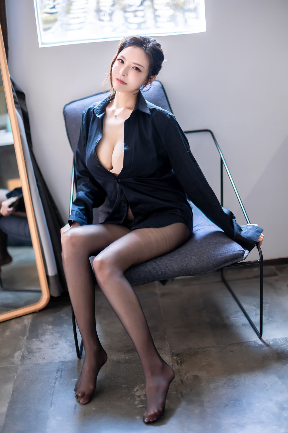 秋和柯基-No.016-黑色衬衫-在线看 第2张 秋和柯基-No.016-黑色衬衫-在线看 第2张